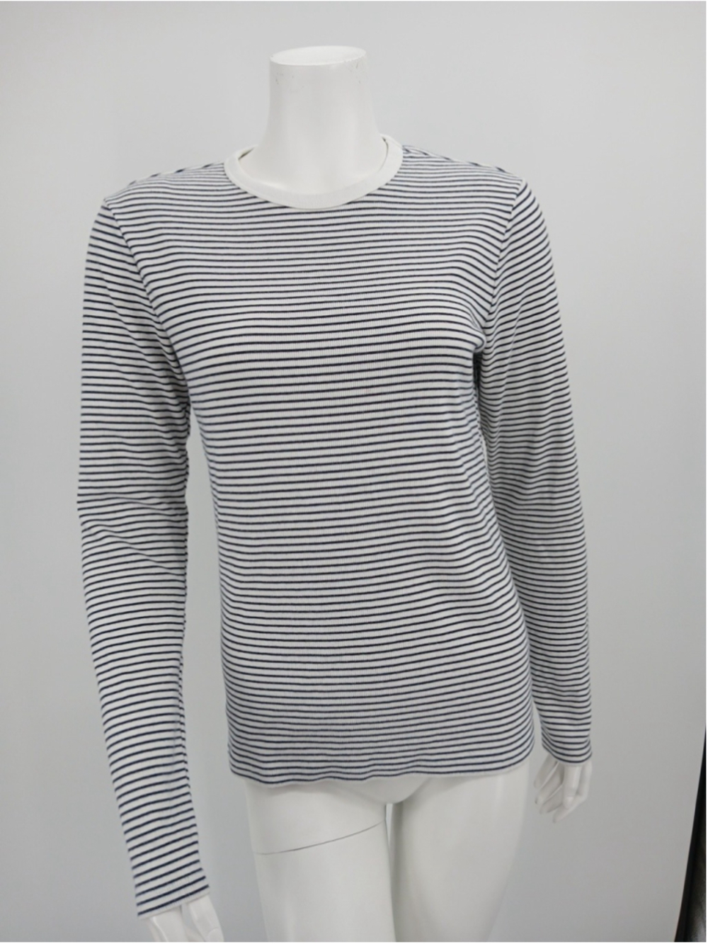 UNIQLO Womens Navy Striped Ribbed Thermal Top Size M Nautical